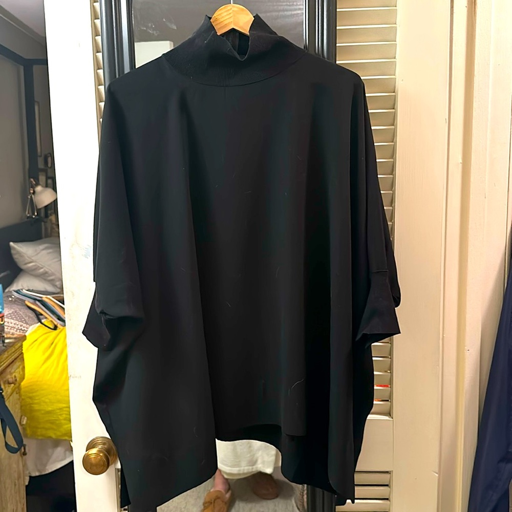 “Poncho” pullover